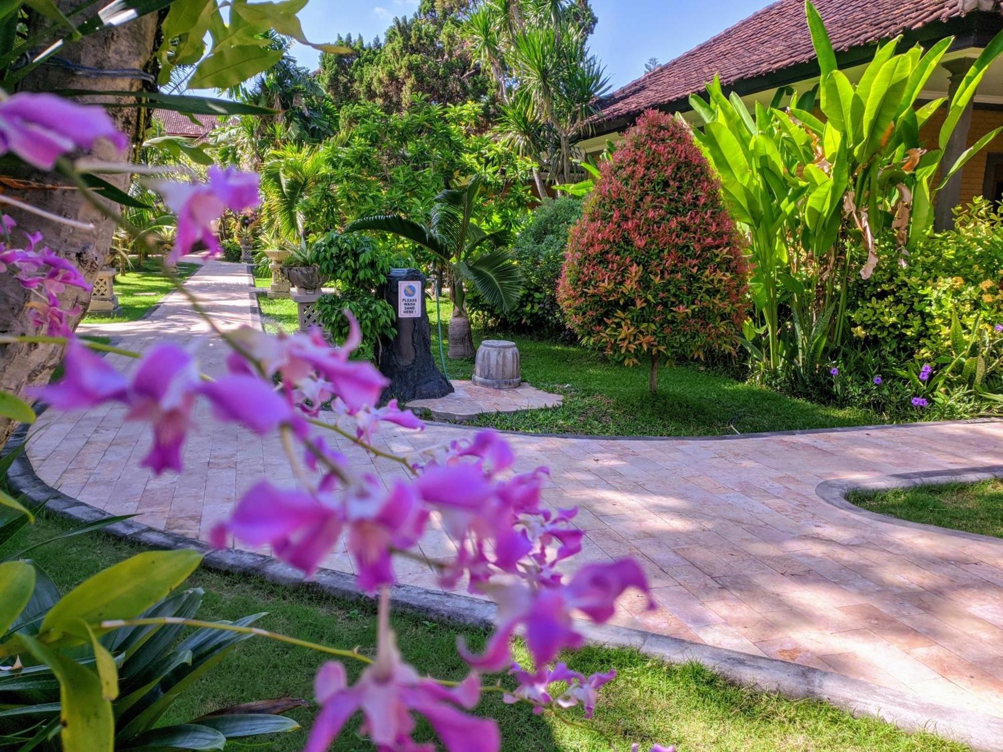 Satriya Cottages Kuta  Exterior photo